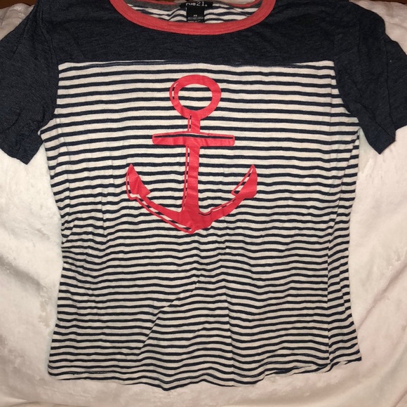 rue 21 tee - Picture 1 of 1